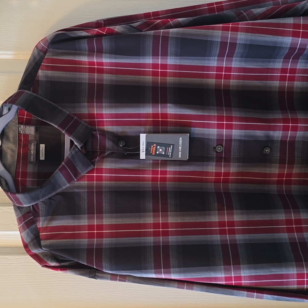 VAN HEUSEN MEN'S BLACK & RED PLAID LONG SLEEVE FRONT BUTTON SHIRT SIZE 4XL